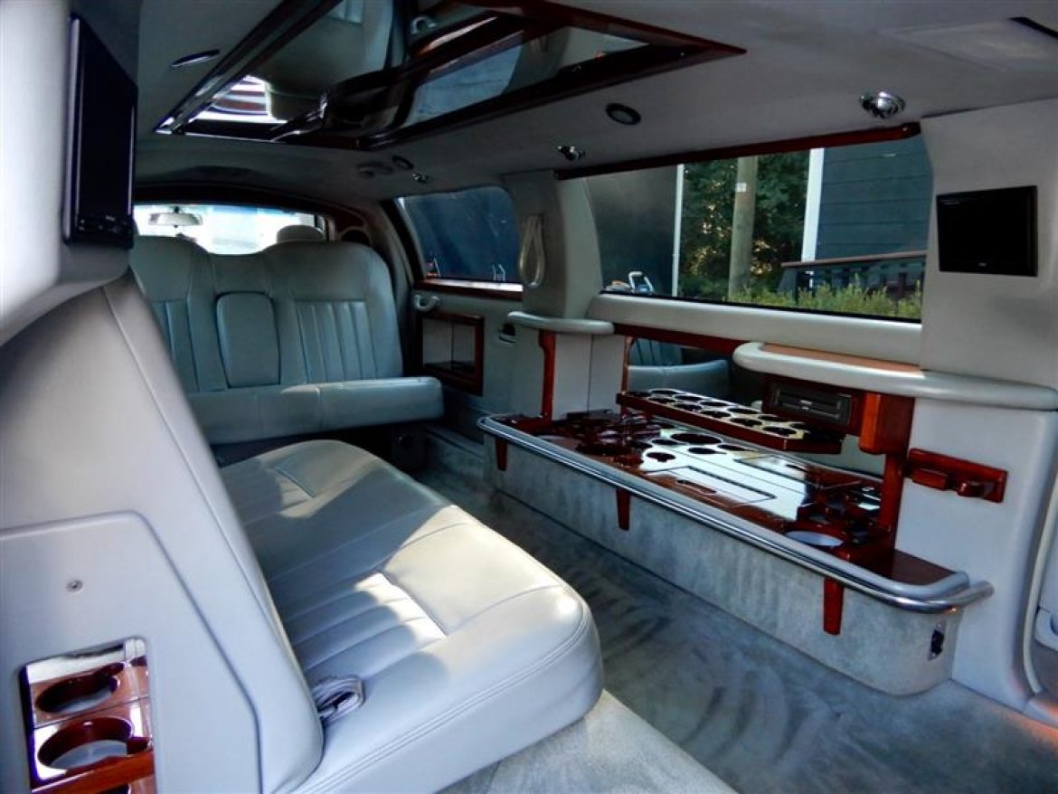 Limousine for Sale in Stafford , VA - Photo 10