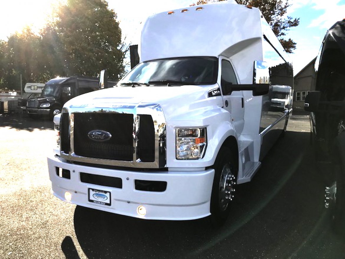 Limo Bus for Sale in Oaklyn, NJ - Photo 3