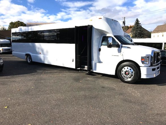 2018 Ford F-650 Limo Bus for Sale in Oaklyn, NJ - Photo 2
