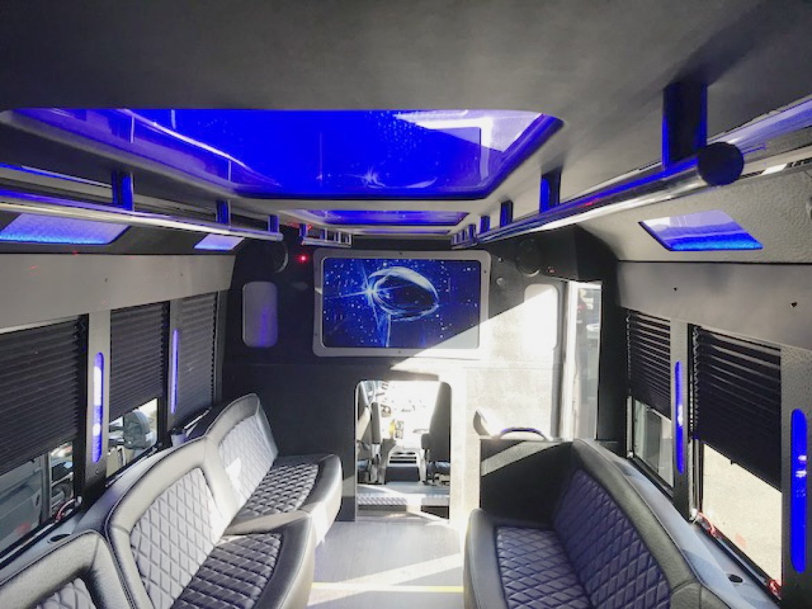 Limo Bus for Sale in Oaklyn, NJ - Photo 7