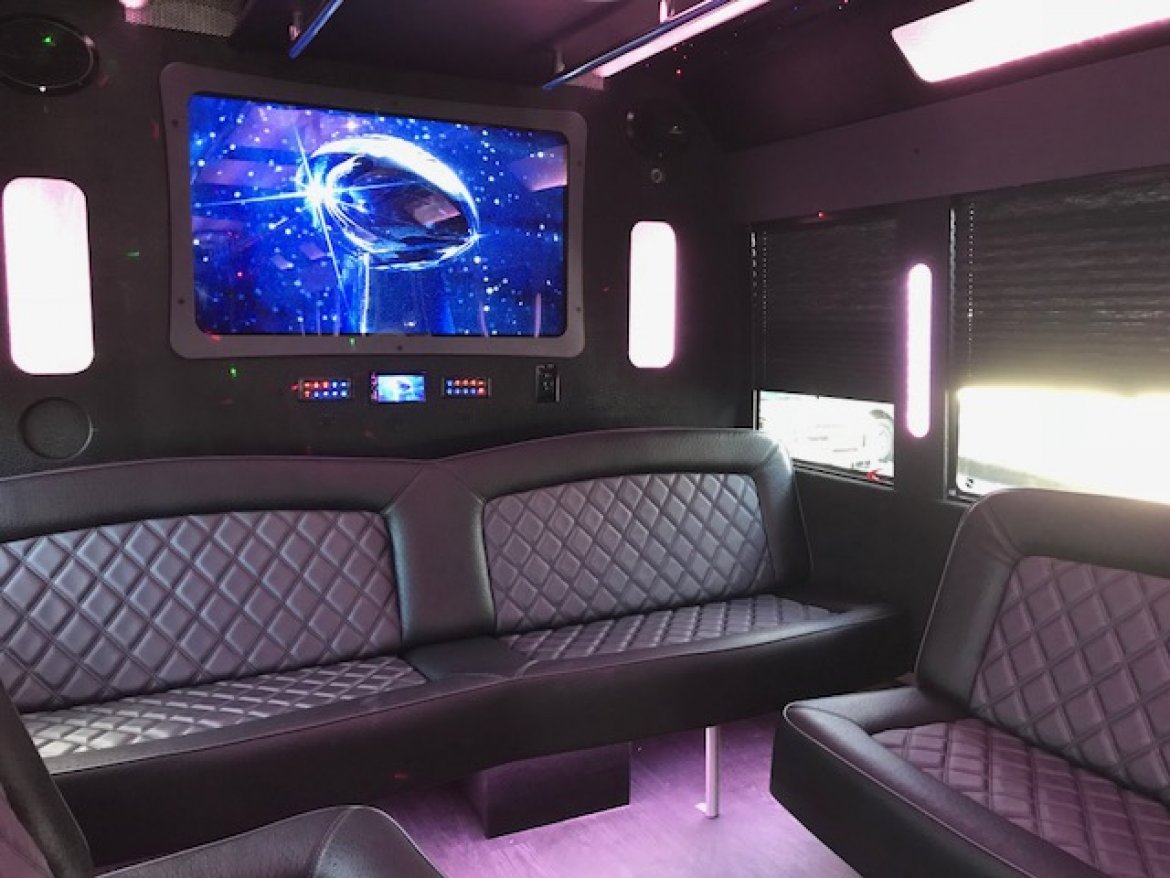 Limo Bus for Sale in Oaklyn, NJ - Photo 15