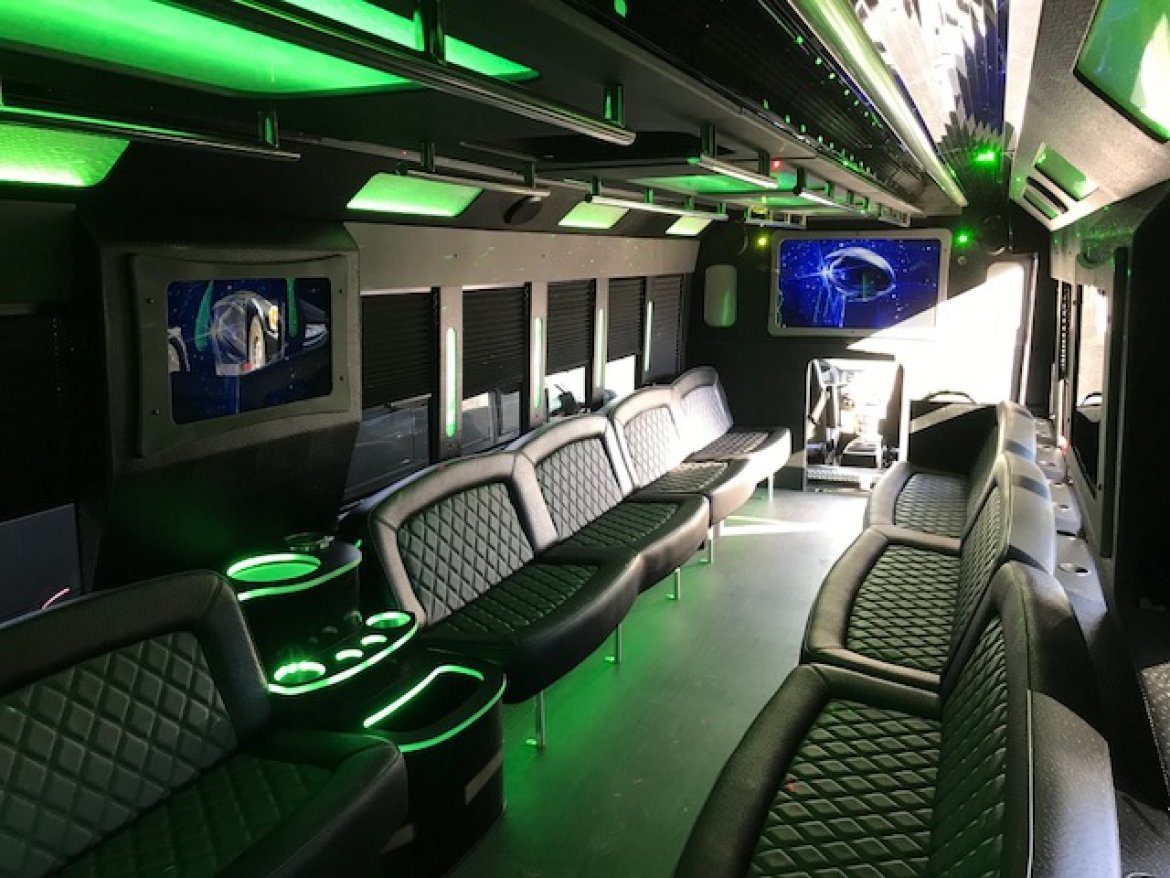 Limo Bus for Sale in Oaklyn, NJ - Photo 16