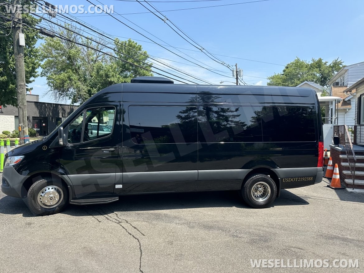 Sprinter for Sale in Hawthorne, NJ - Photo 3