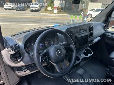 2021 Platinum Big Toys Mercedes-Benz Sprinter Limousine - Sprinter for Sale in Hawthorne, NJ - Photo 9