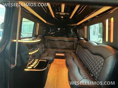 2021 Platinum Big Toys Mercedes-Benz Sprinter Limousine - Sprinter for Sale in Hawthorne, NJ - Photo 13