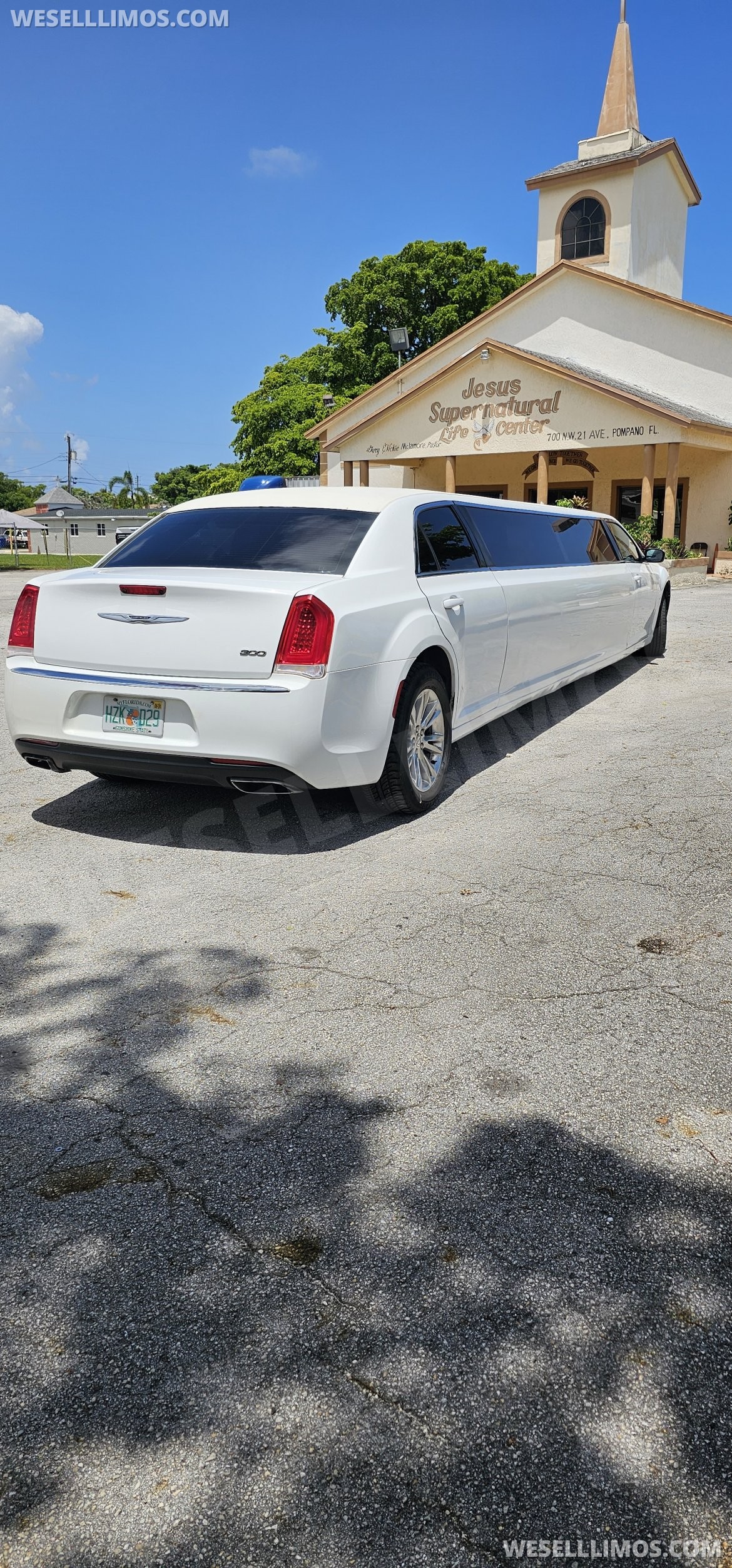 Limousine for Sale in Pompano, FL - Photo 6