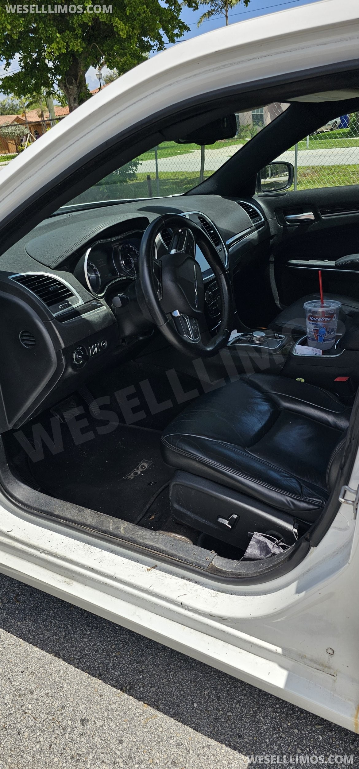 Limousine for Sale in Pompano, FL - Photo 12