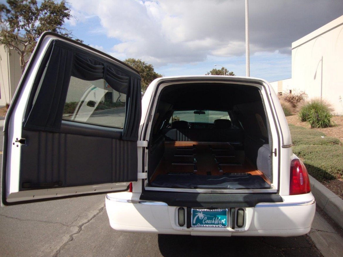 Funeral for Sale in Carson, CA - Photo 9
