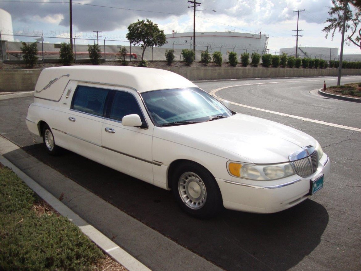 Funeral for Sale in Carson, CA - Photo 13