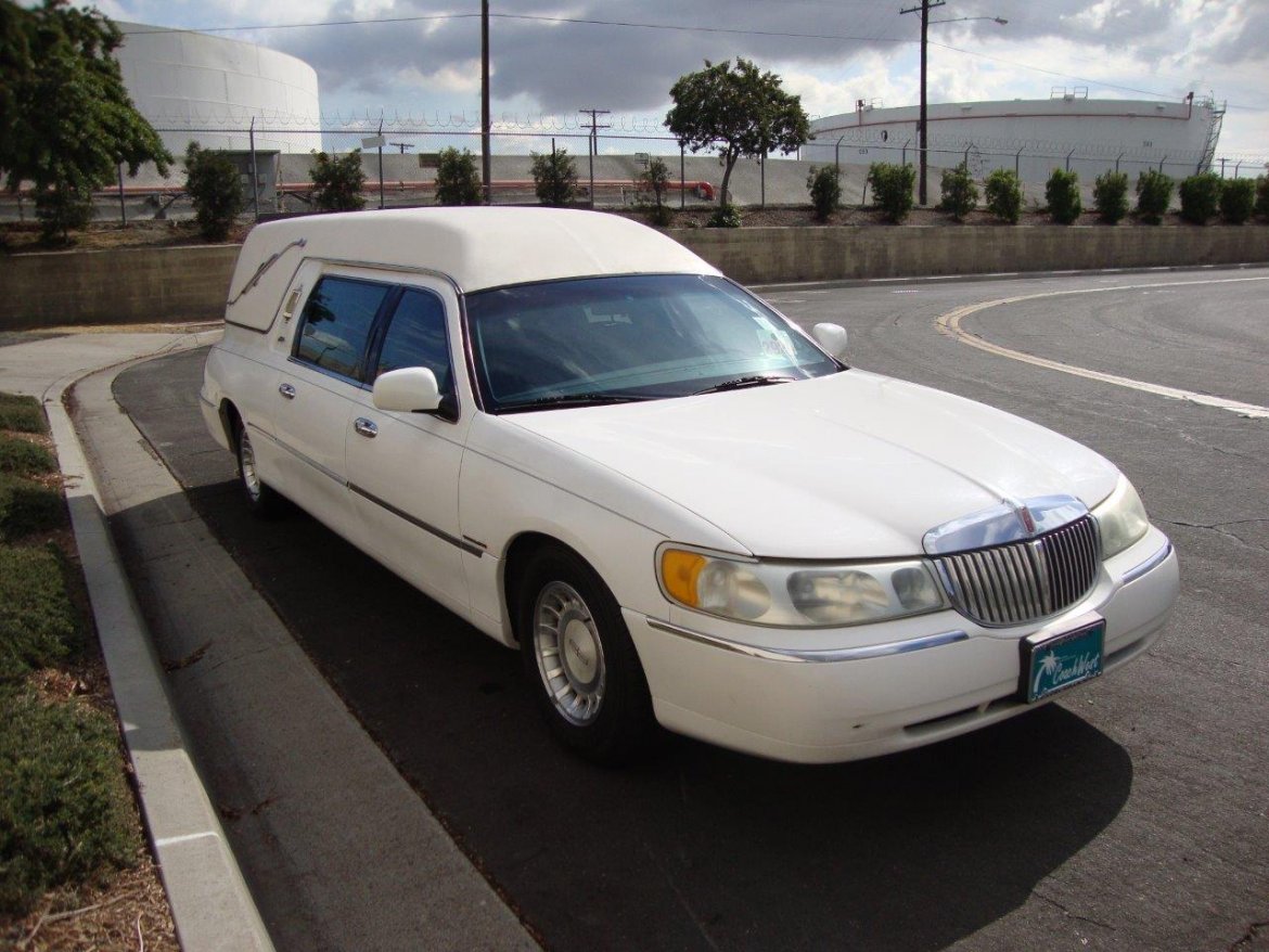 Funeral for Sale in Carson, CA - Photo 14