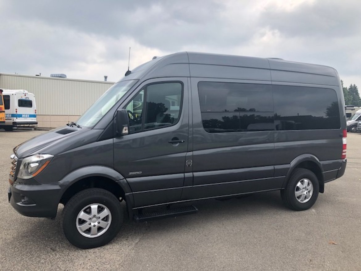 Sprinter for Sale in Grand Rapids, MI - Main Photo