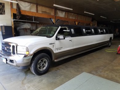 2002 Ford Excursion Limousine for Sale in Tiffin, OH