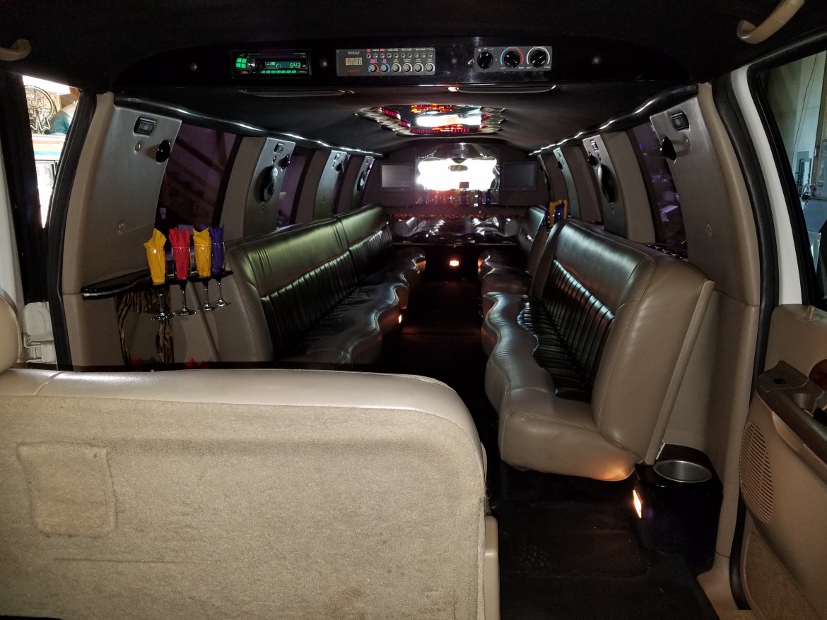 Limousine for Sale in Tiffin, OH - Photo 3