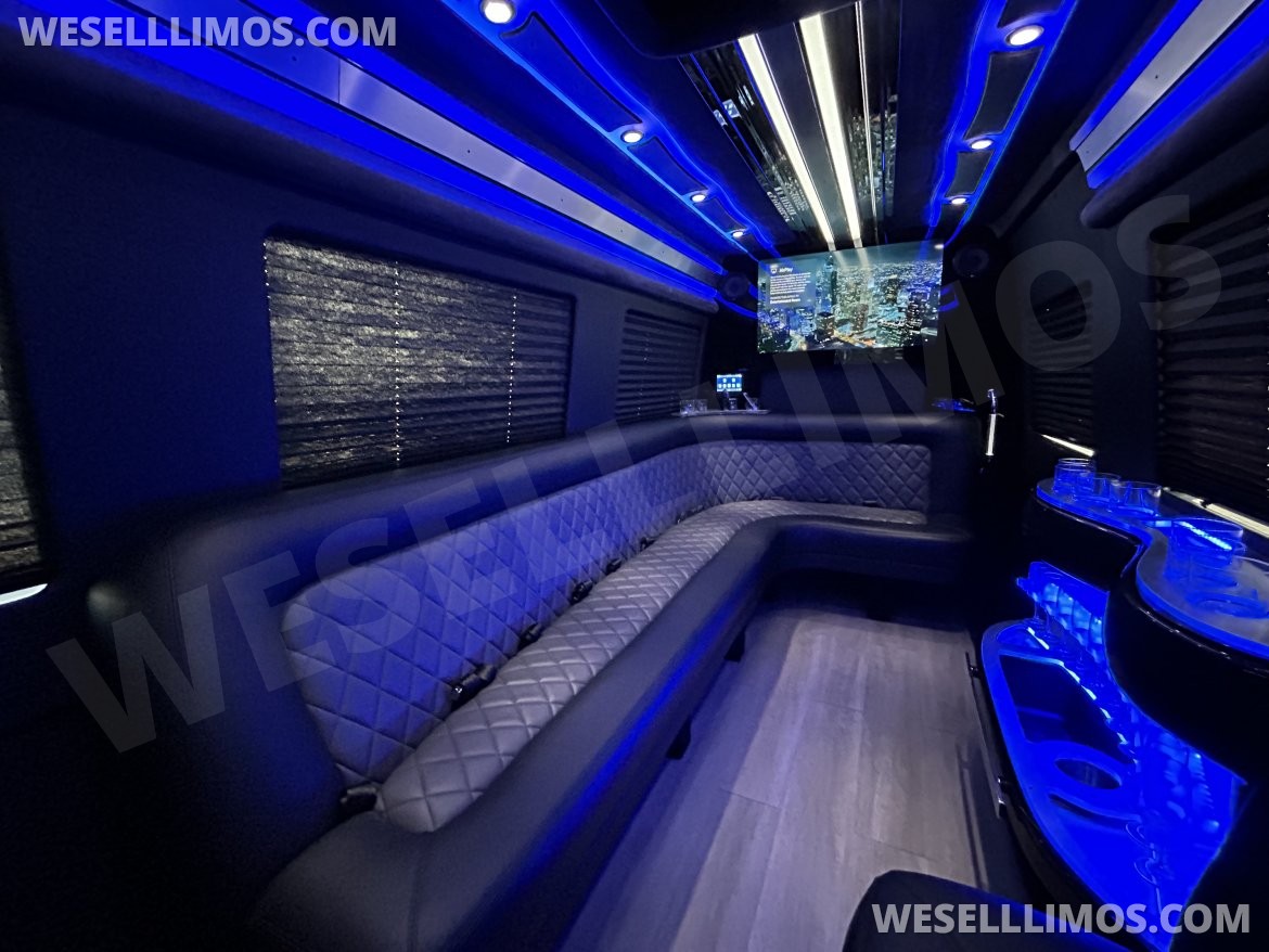 Sprinter for Sale in Anaheim, CA - Main Photo