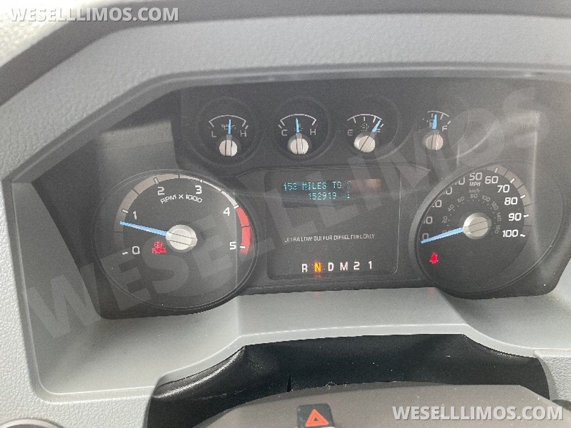 Limo Bus for Sale in Chicago, IL - Photo 18