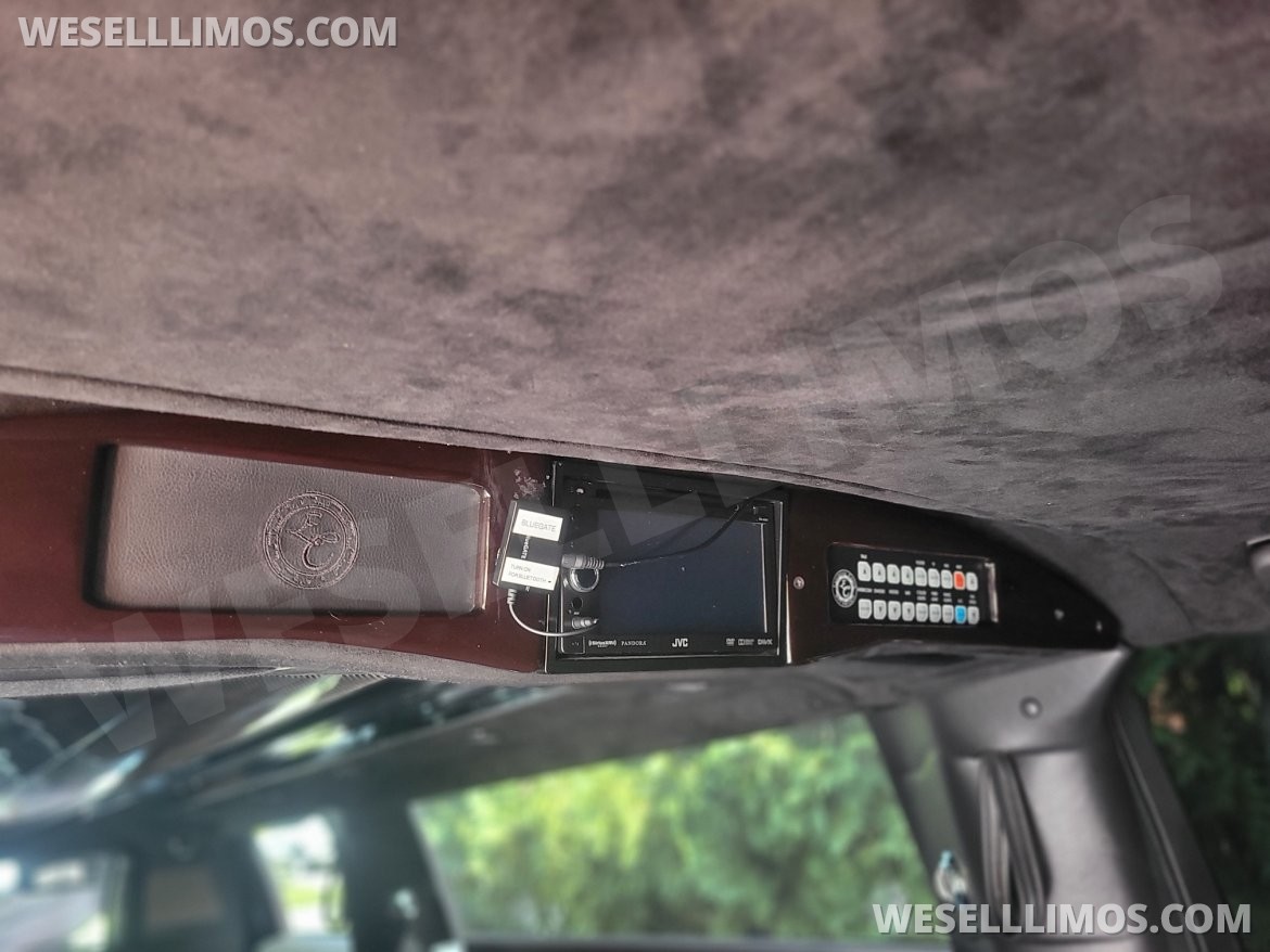 Limousine for Sale in Stroudsburg, PA - Photo 4