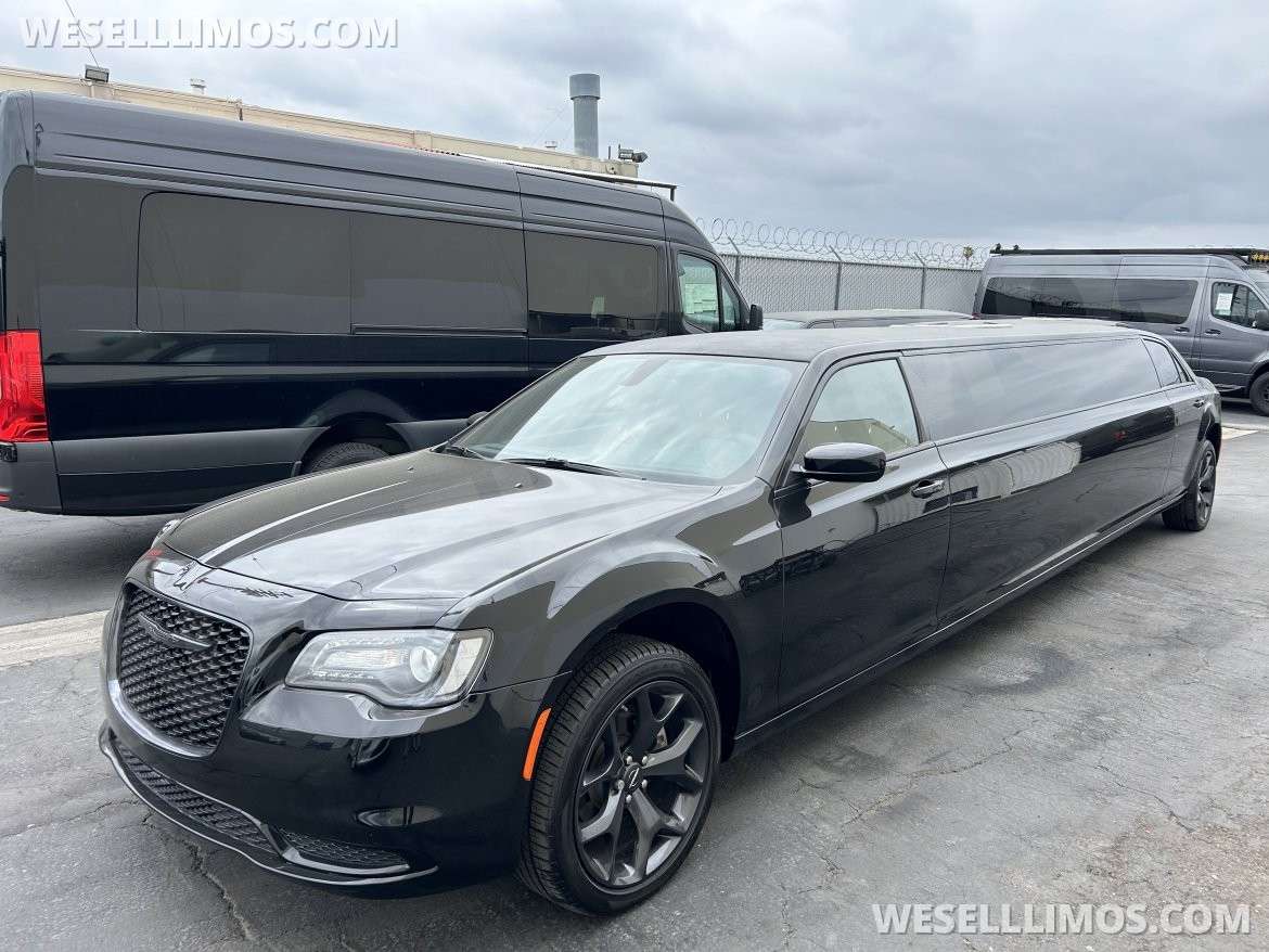 Limousine for Sale in Anaheim, CA - Photo 11