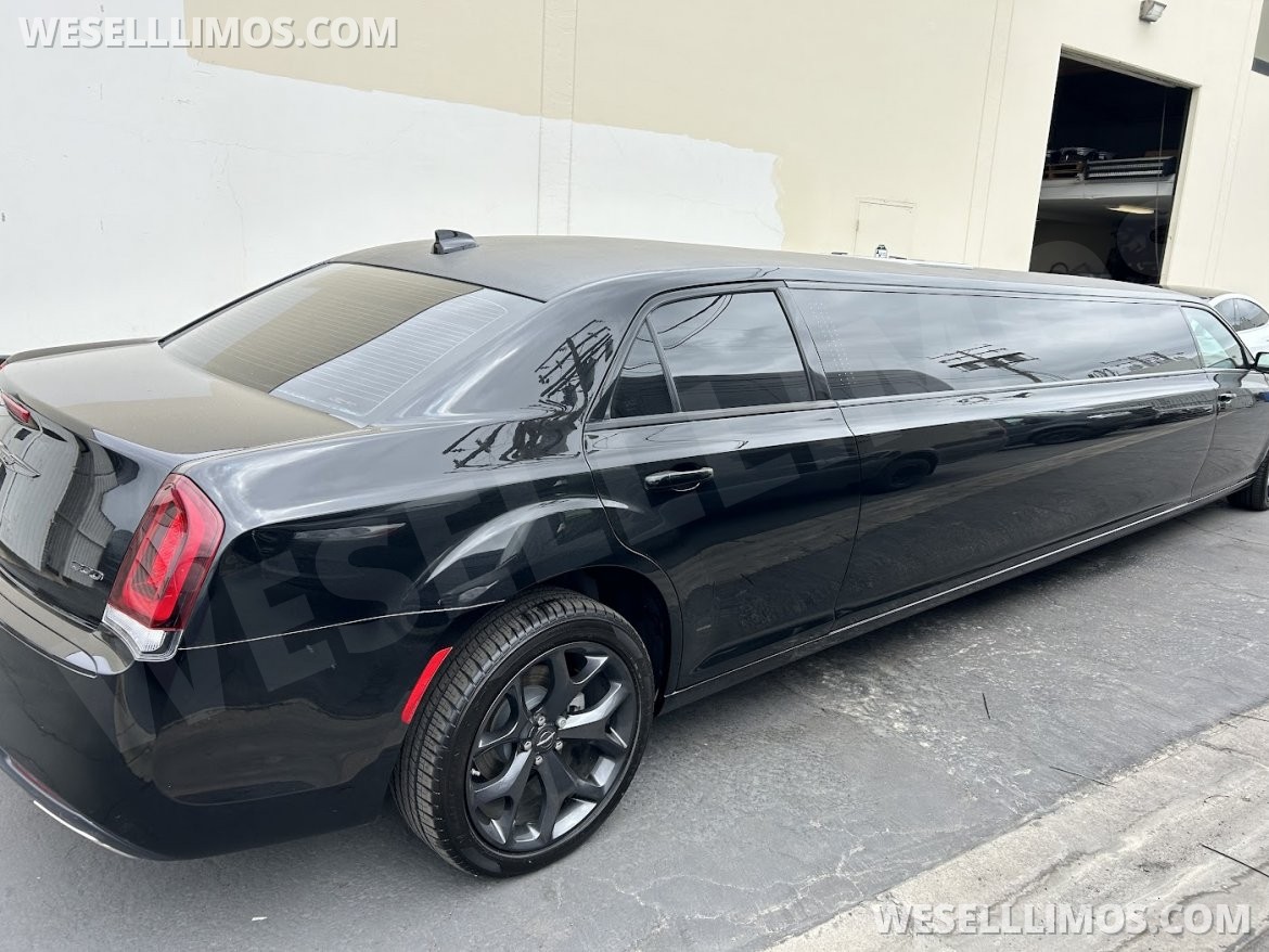 Limousine for Sale in Anaheim, CA - Photo 9