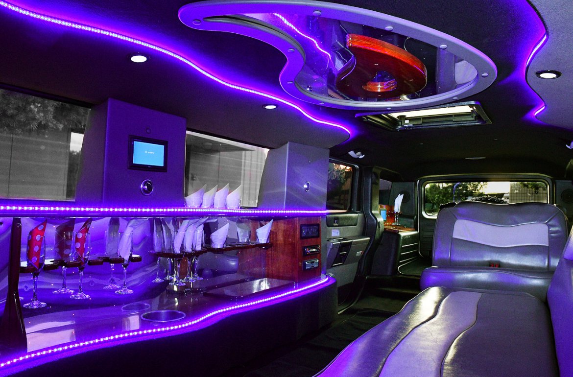 SUV Stretch for Sale in Fontana, CA - Photo 12