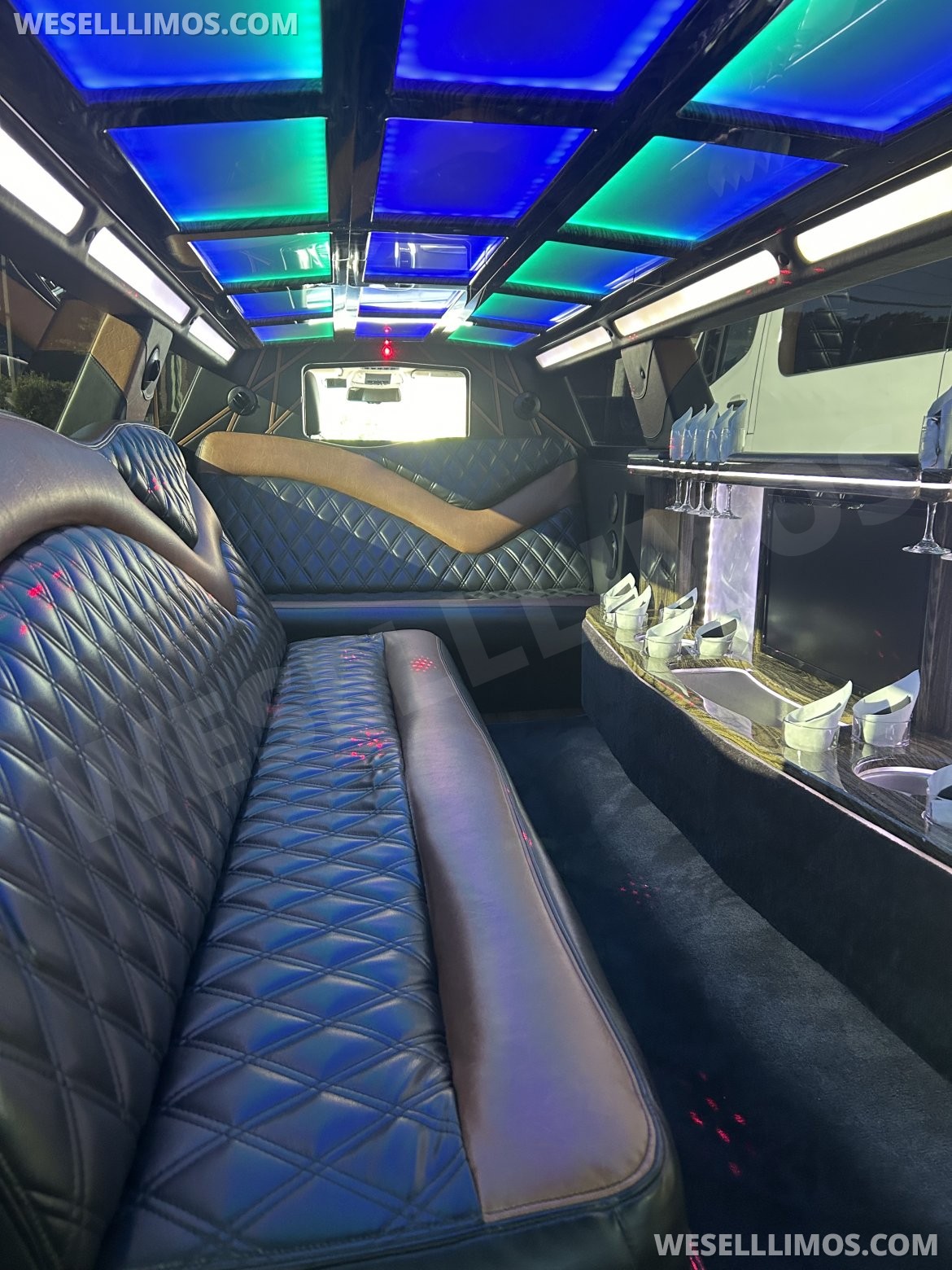 Limousine for Sale in Hingham, MA - Photo 12