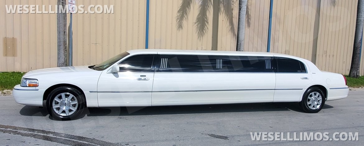 Limousine for Sale in Miami, FL - Photo 2