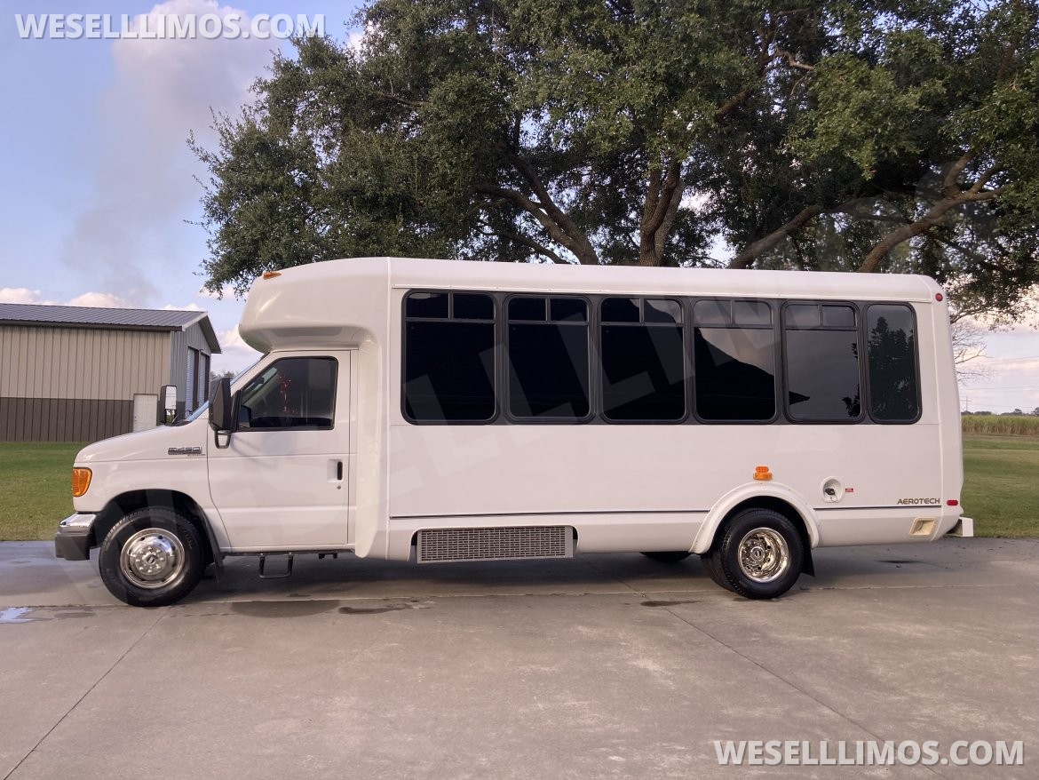 Limo Bus for Sale in Erath, LA - Photo 2