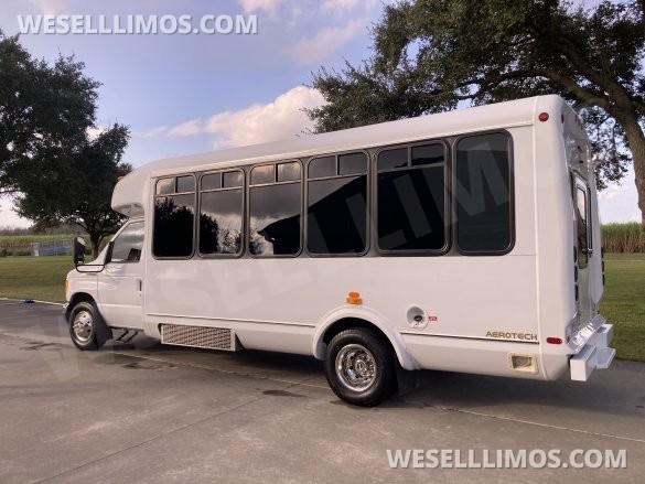 2007 Ford E450 Super Duty Limo Bus for Sale in Erath, LA - Photo 3
