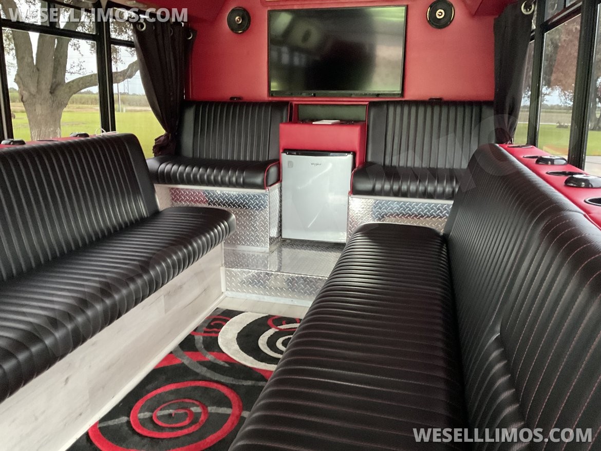 Limo Bus for Sale in Erath, LA - Photo 12