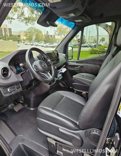 2019 Mercedes-Benz 2500 Sprinter - Sprinter for Sale in Sanford, FL - Photo 3
