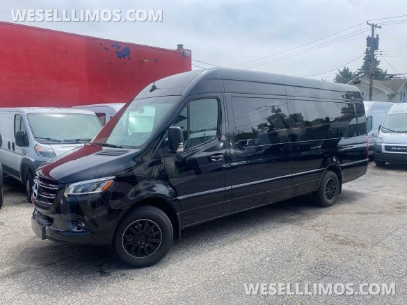 2021 Mercedes-Benz Sprinter Sprinter for Sale in Baldwin, NY - Photo 3