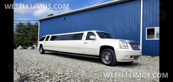 2009 GMC Denali SUV Stretch for Sale in Scottdale, PA - Photo 3