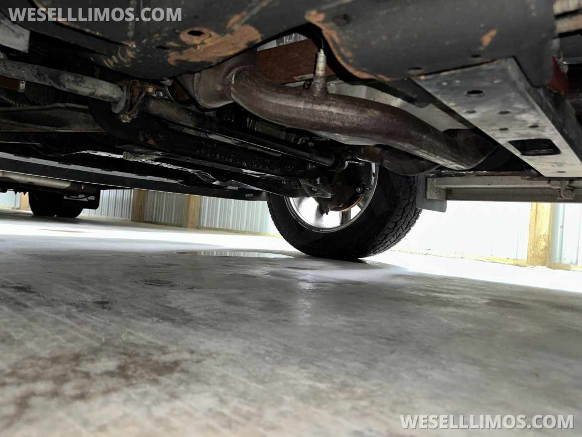 SUV Stretch for Sale in Scottdale, PA - Photo 13