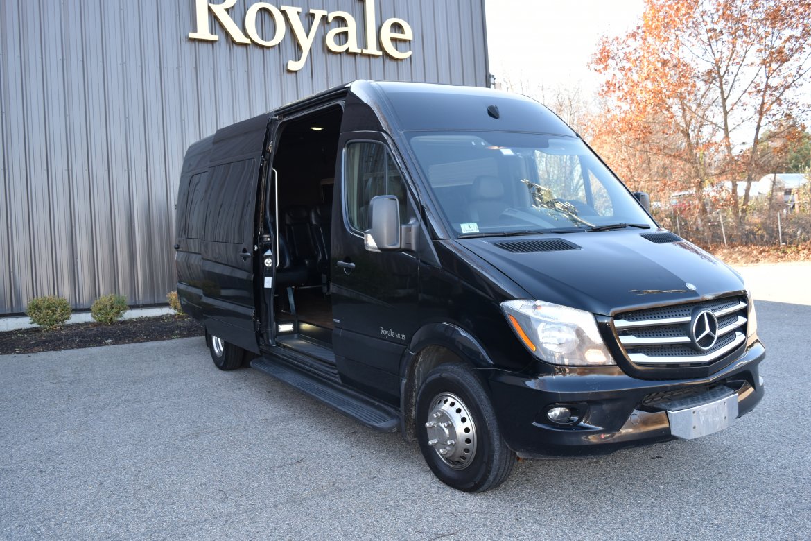 Shuttle Bus for Sale in Haverhill, MA - Photo 7
