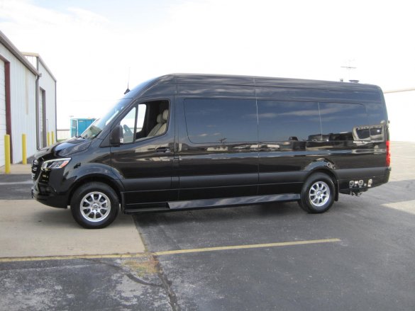 2020 Mercedes-Benz 3500 Sprinter for Sale in OZARK, MO - Photo 2