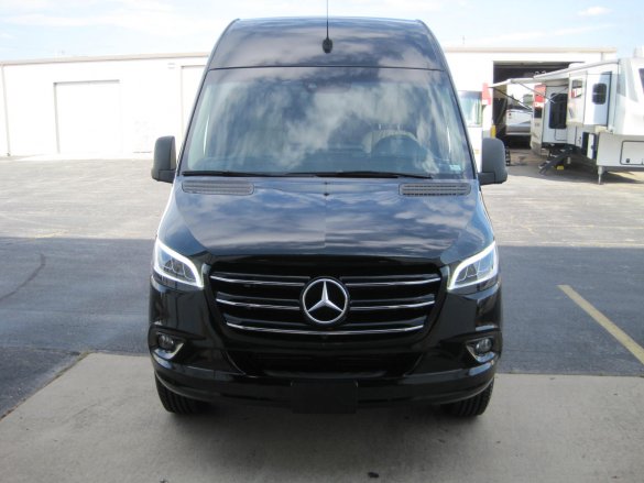 2020 Mercedes-Benz 3500 Sprinter for Sale in OZARK, MO - Photo 3