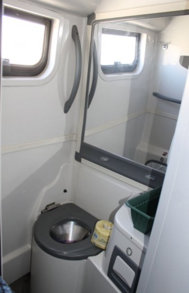 2012 CAIO Workhorse G3600 Motorcoach - Motorcoach for Sale in San Francisco, CA - Photo 15