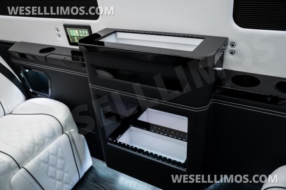 2022 Mercedes-Benz Sprinter 3500 dually Sprinter for Sale in Studio City, CA - Main Photo