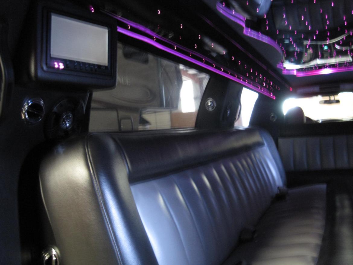 Limousine for Sale in Ozark, MO - Photo 24
