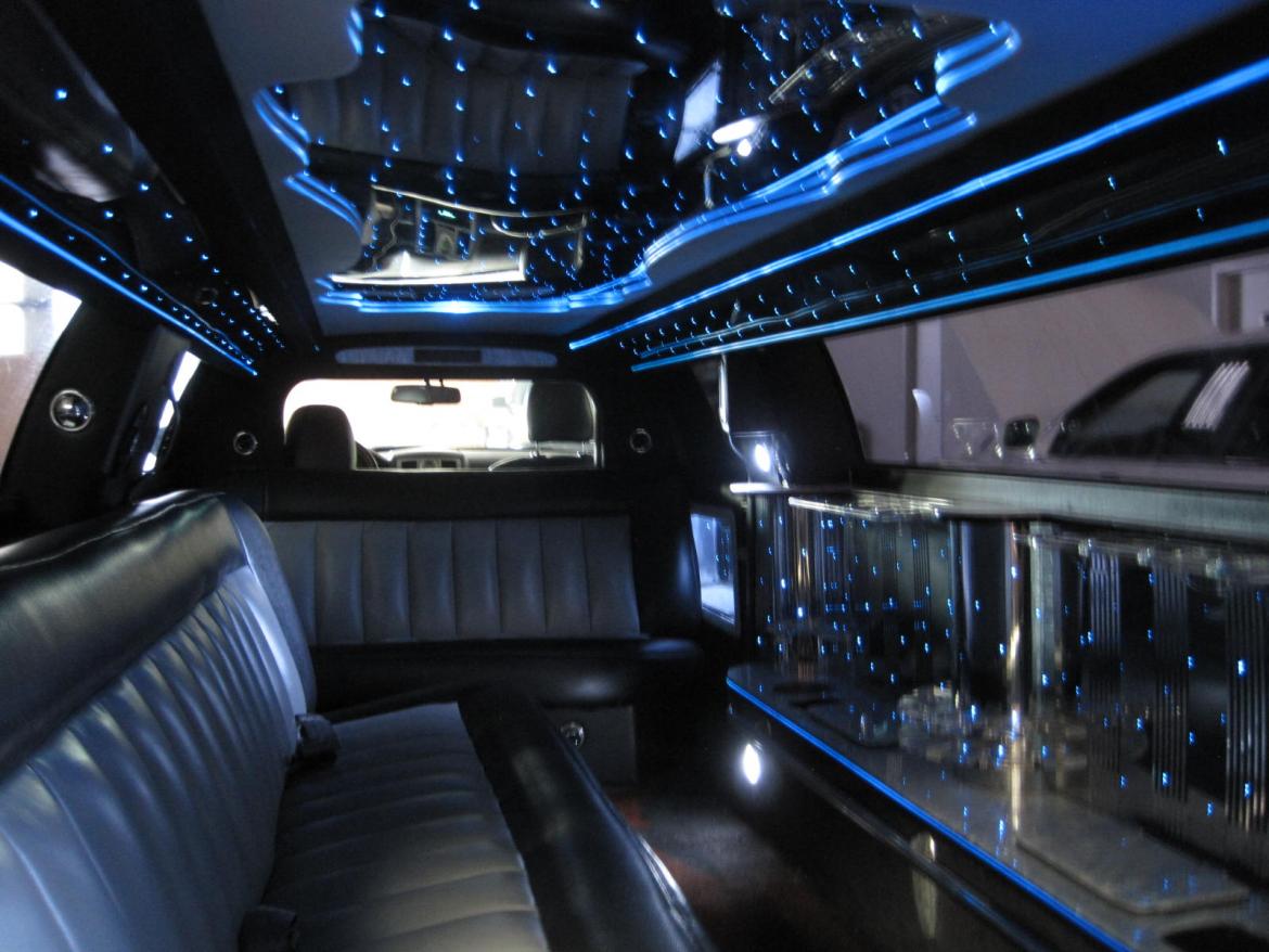 Limousine for Sale in Ozark, MO - Photo 25
