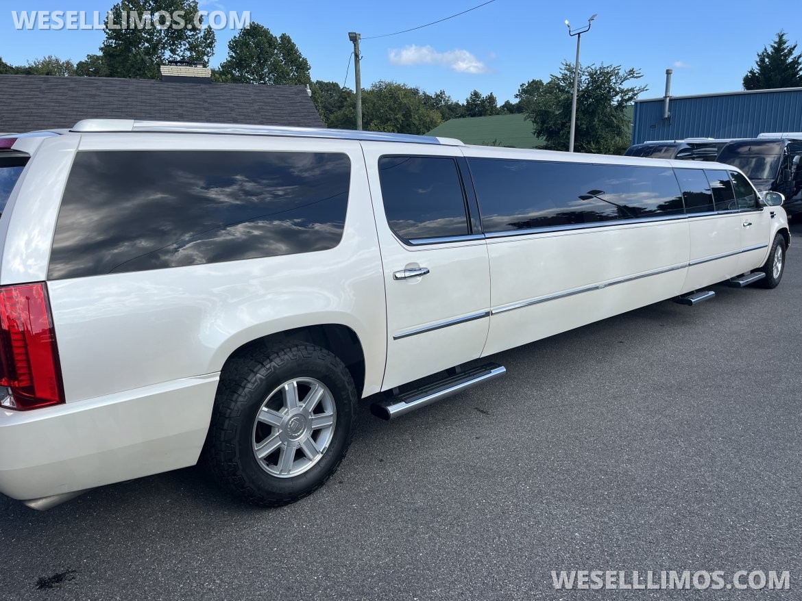 SUV Stretch for Sale in Pasadena, MD - Photo 3
