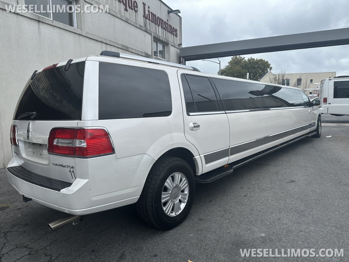 SUV Stretch for Sale in Brooklyn, NY - Photo 2