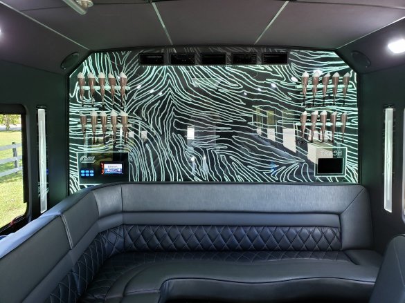 2015 Ford F550 Limo Bus for Sale in Fall River, MA - Photo 2