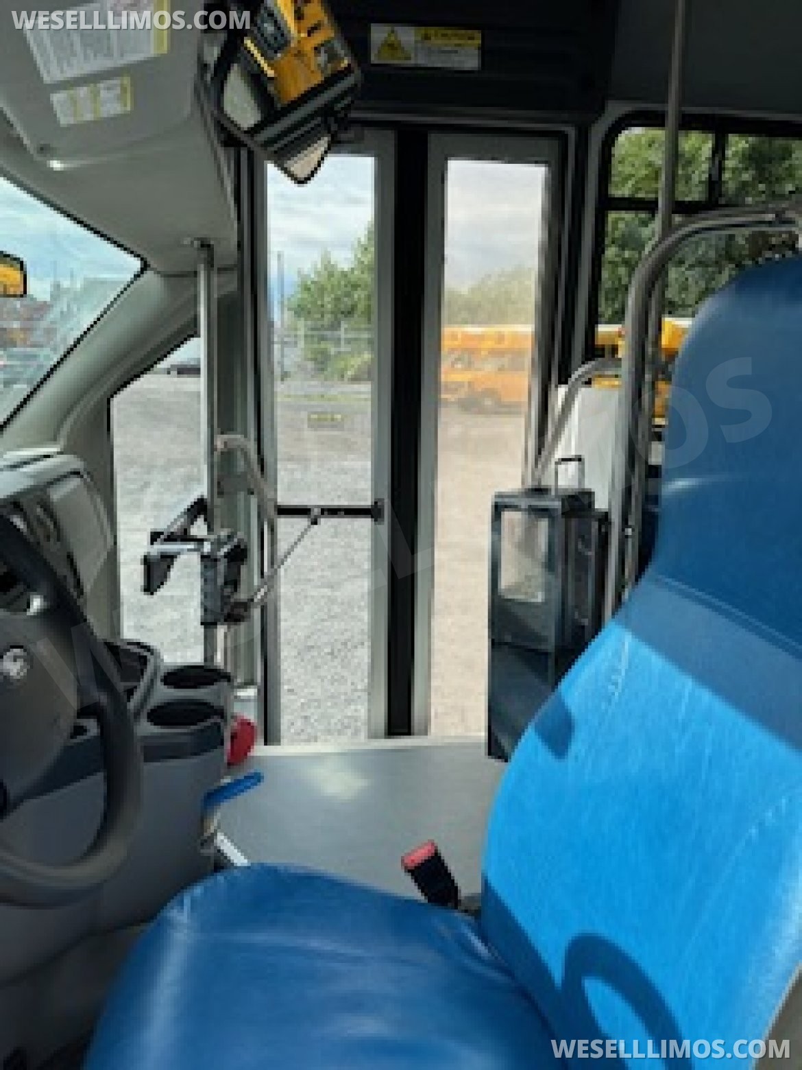 Shuttle Bus for Sale in Scranton, PA - Photo 4