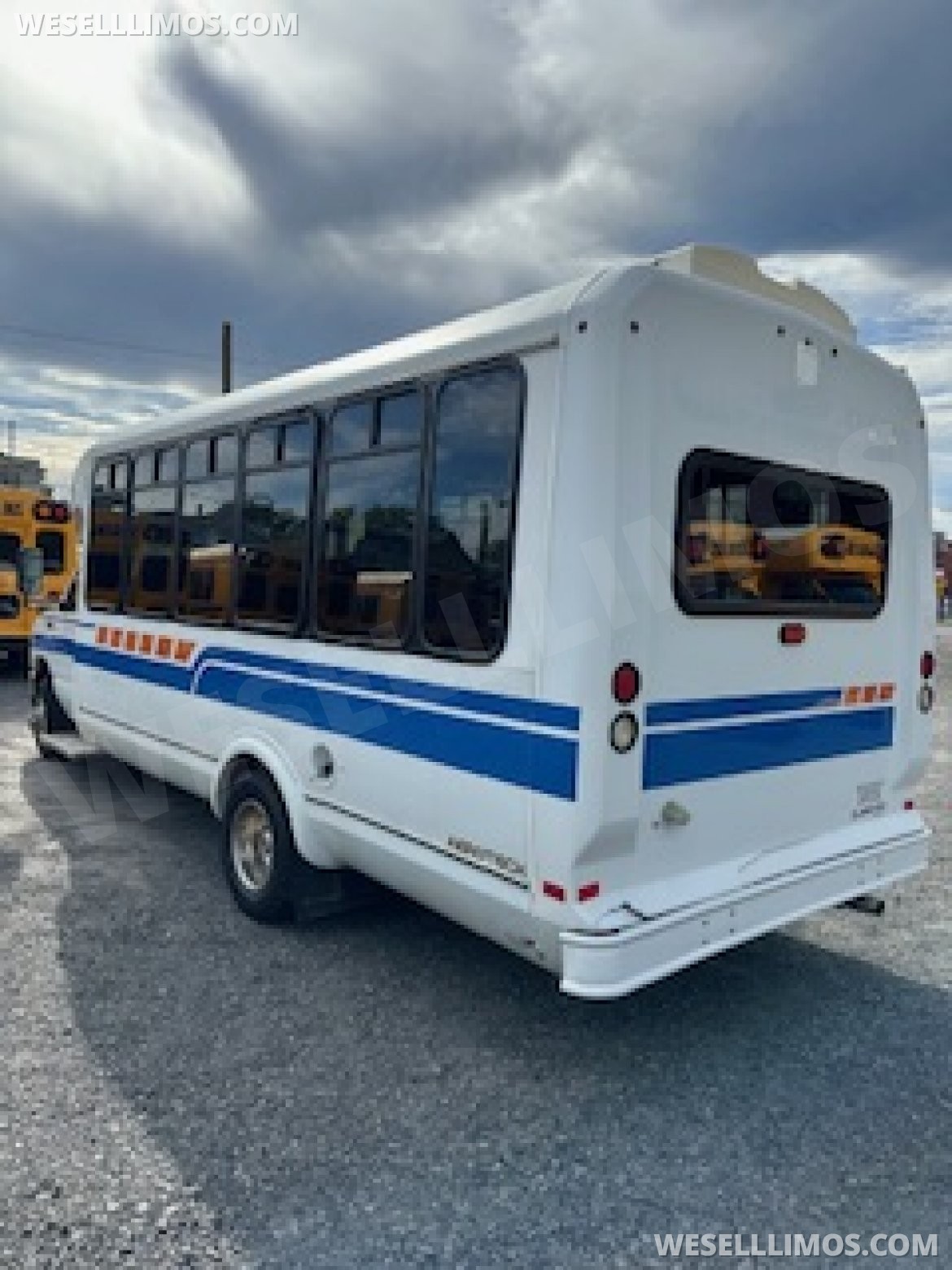 Shuttle Bus for Sale in Scranton, PA - Photo 10