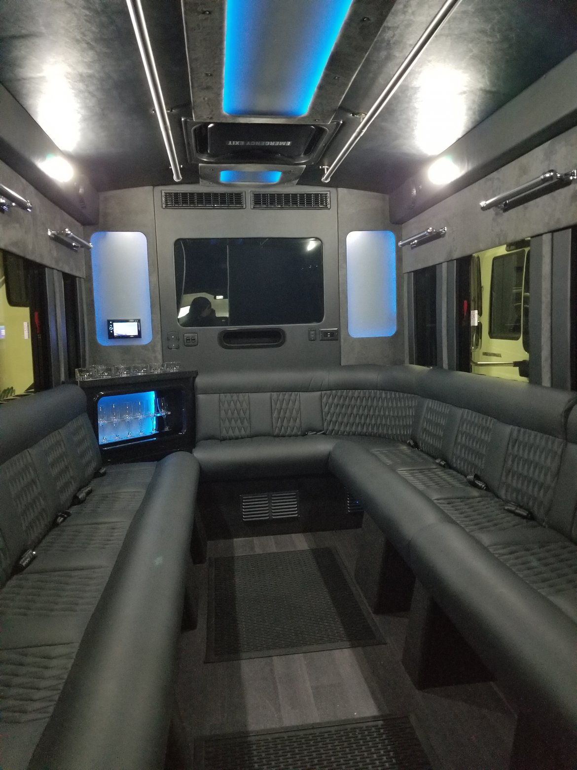 Limo Bus for Sale in Fall River, MA - Photo 5