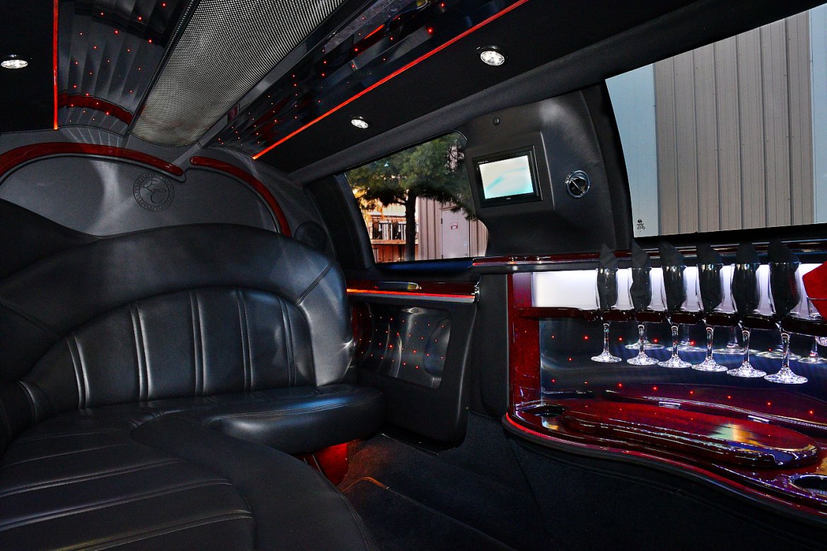 Limousine for Sale in Fontana, CA - Photo 11