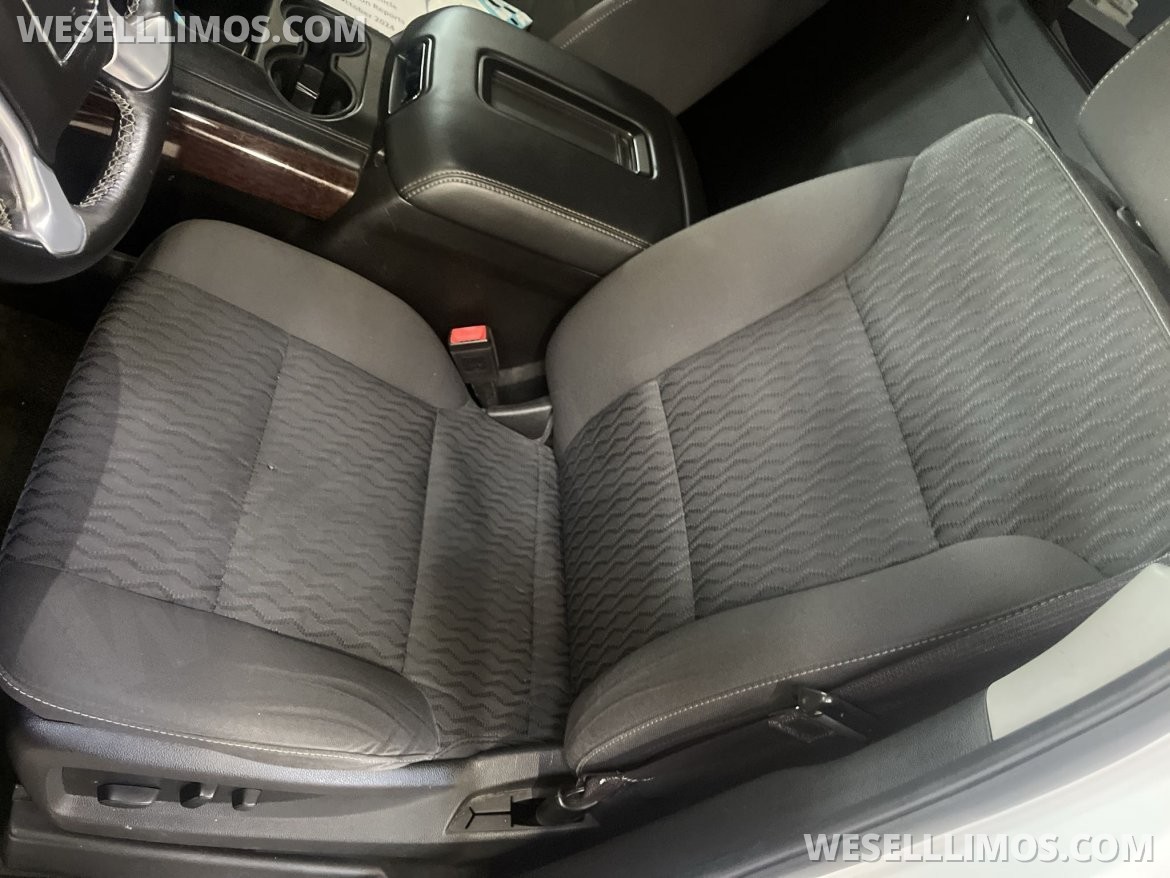 SUV Stretch for Sale in Babylon, NY - Photo 12