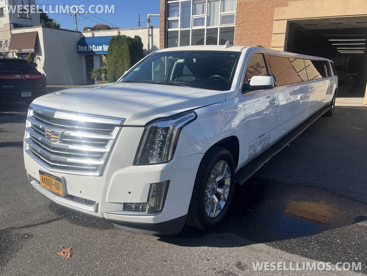 SUV Stretch for Sale in Babylon, NY - Main Photo