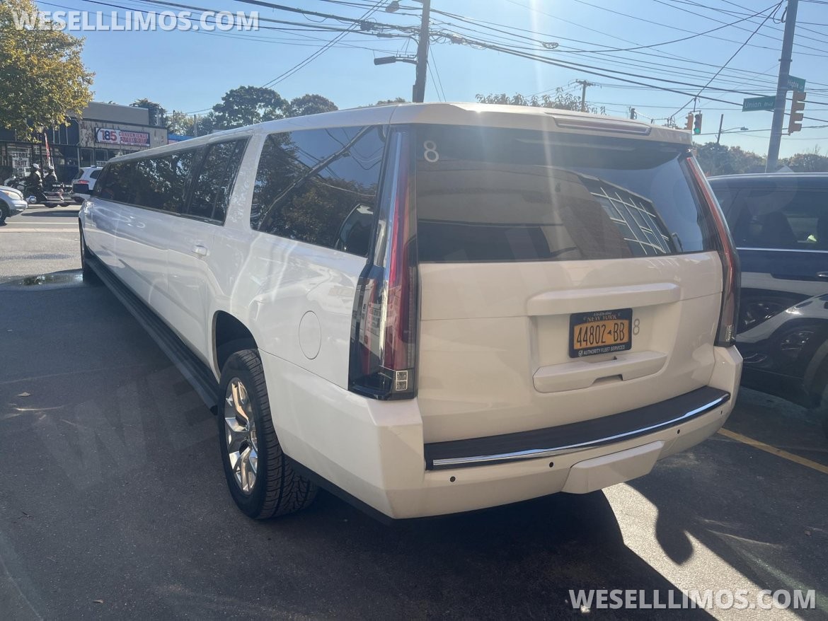 SUV Stretch for Sale in Babylon, NY - Photo 2