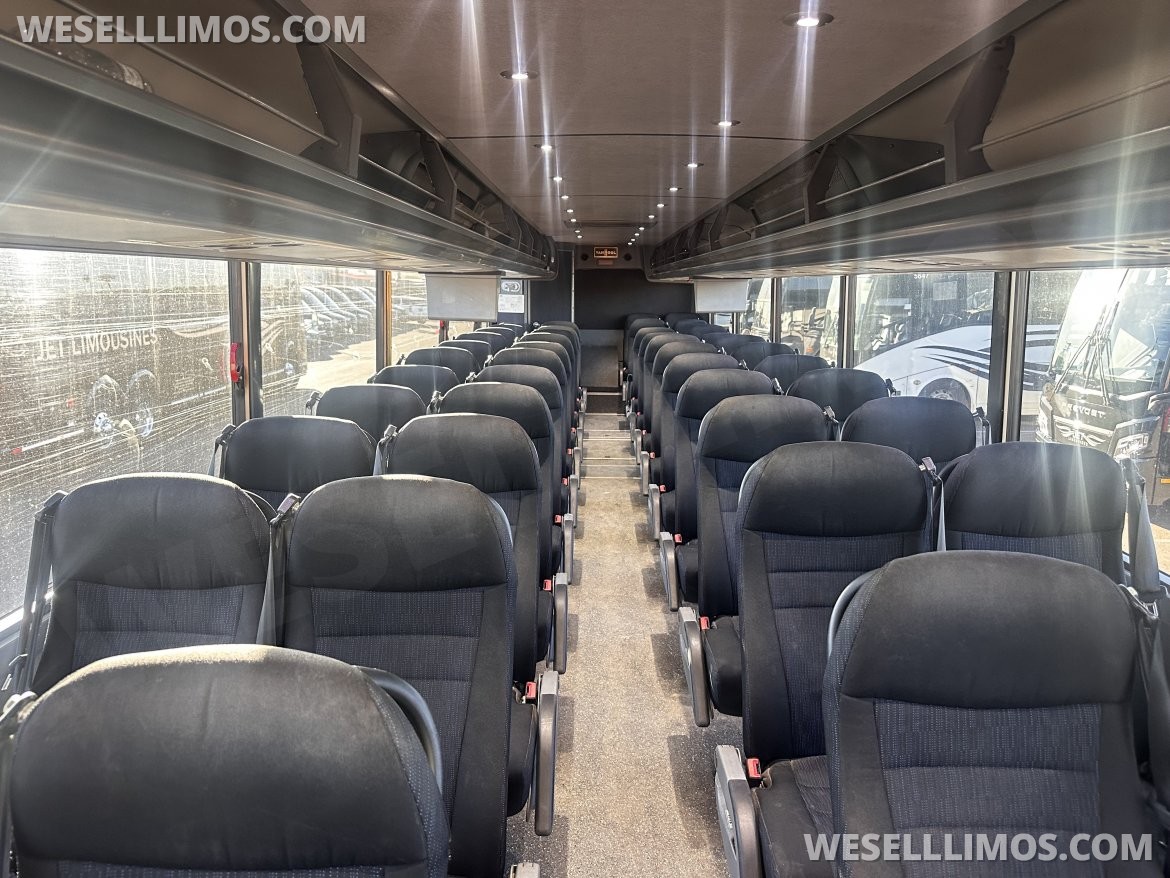 Motorcoach for Sale in Phoenix, AZ - Photo 10